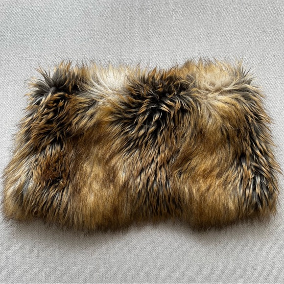 MICHAEL KORS Faux Fur Scarf - Picture 2 of 4